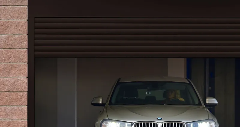 Porte de garage enroulable fermée