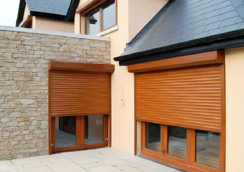 Volet roulant sur fenêtre bois, confort thermique et protection 4 saisons