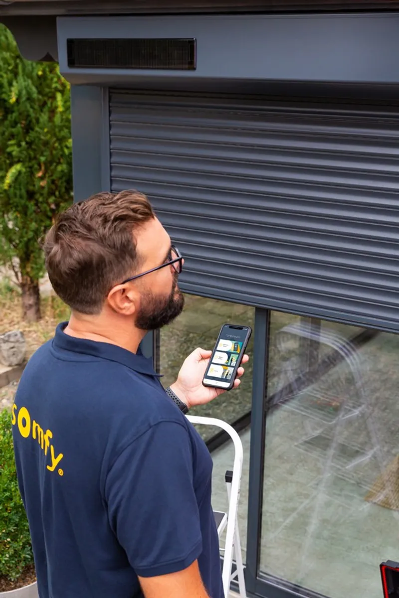 Mise en service d'une motorisation Somfy, paramétrage et tests